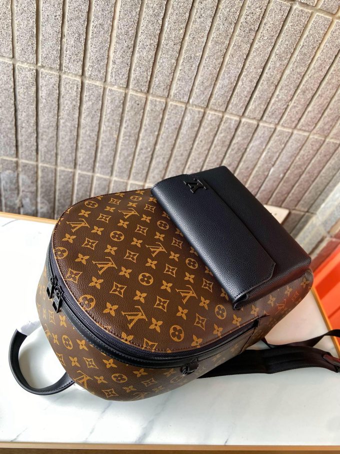 Louis new arrival 🇲🇱Aerogram backpack bag size : 43 x 30 x 14 cm - Image 5