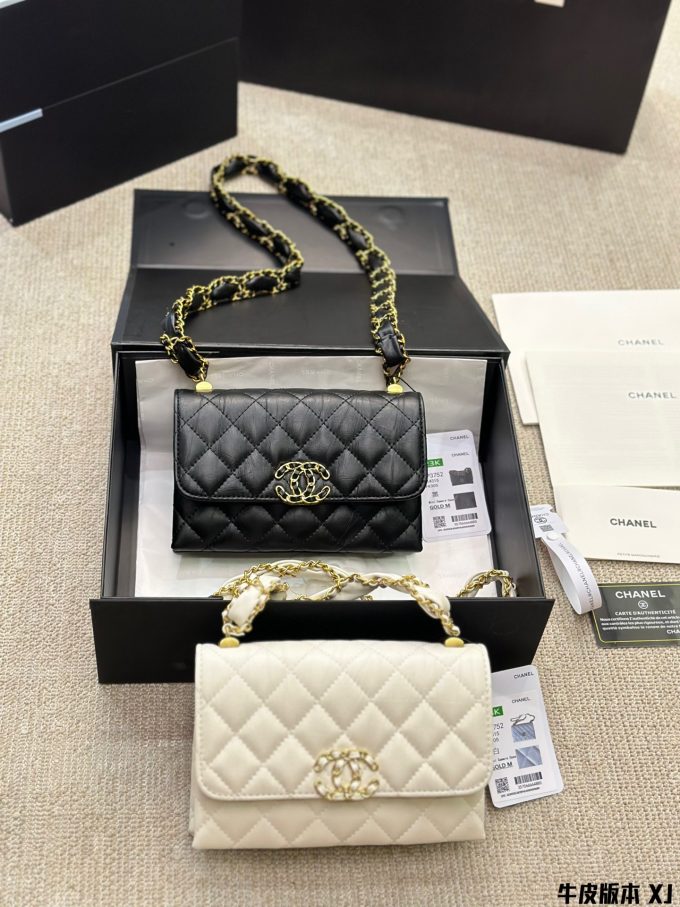 cc Vintage 23k new arrival bag size :19*13 cm - Image 5