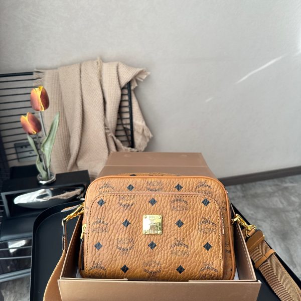 MC new arrival man and women bag size : 22 * 15 cm