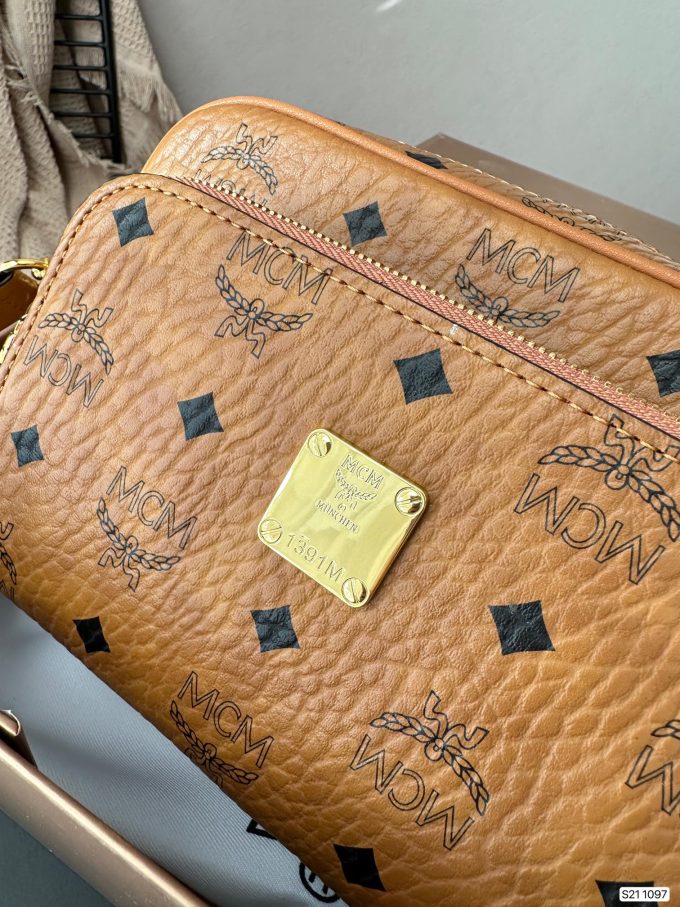 MC new arrival man and women bag size : 22 * 15 cm - Image 6