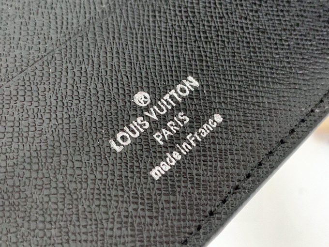 Louis new arrival wallets card holder size : 11-9cm - Image 9