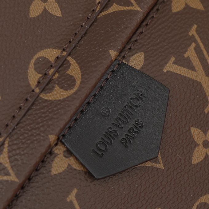 Louis MONOGRAM BACKPACK women backpack bag size : 28*33*16 cm - Image 3