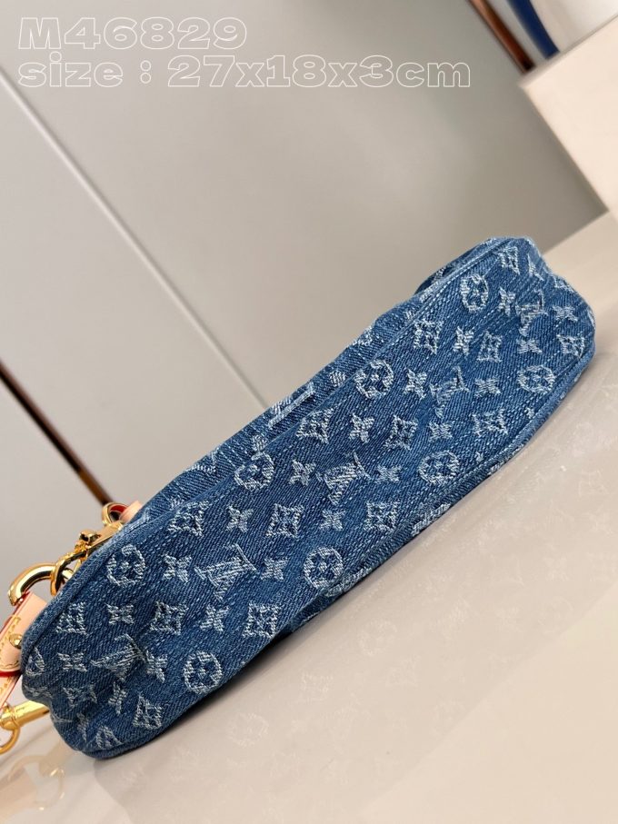 Louis Monogram Denim size : 27 x 18 x 3 cm - Image 2