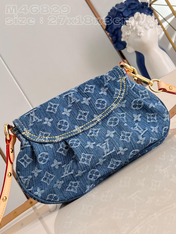 Louis Monogram Denim size : 27 x 18 x 3 cm - Image 9