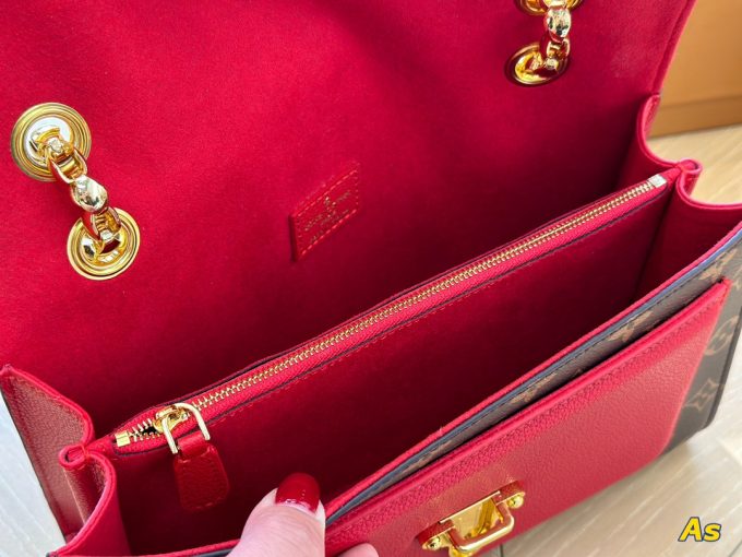 Louis VICTOIRE new arrival bag size: 26*15cm - Image 6