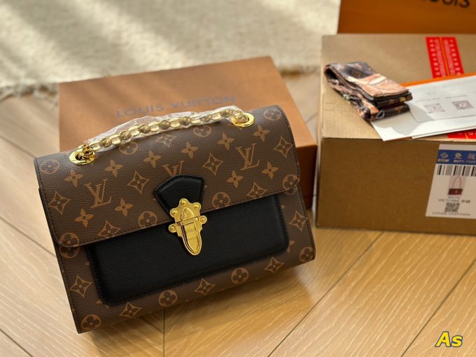 Louis VICTOIRE new arrival bag size: 26*15cm - Image 2