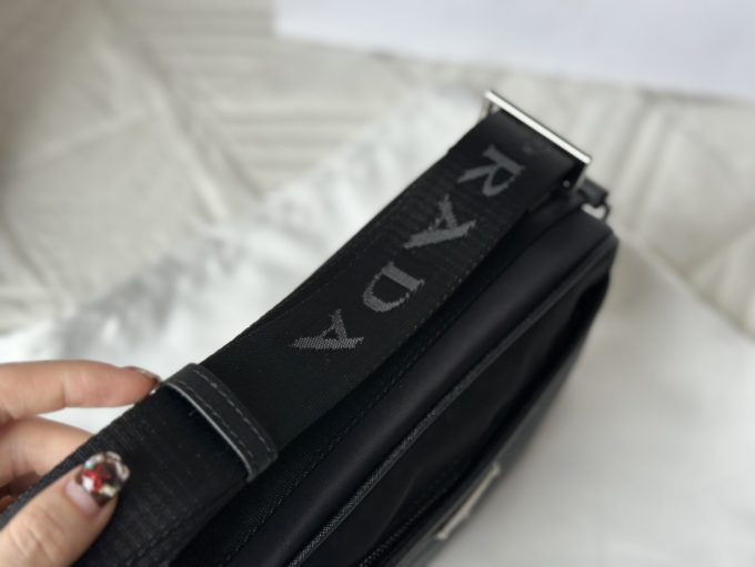 Pra new arrival men and women bag size : 24*15cm - Image 8