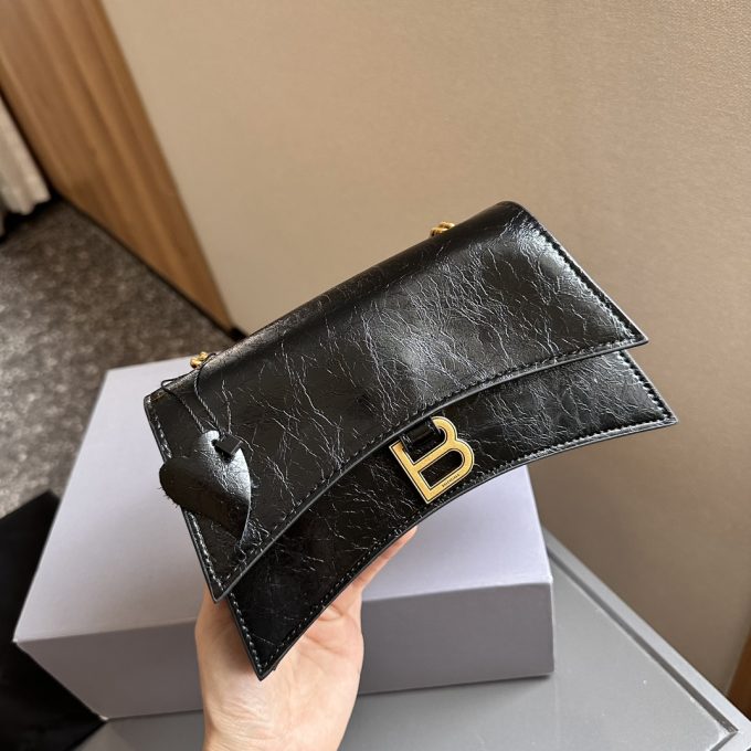 Balen  Hourglass new arrival bag size :20cm - Image 4