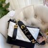 cc new arrival bag size: 20-16-8cm