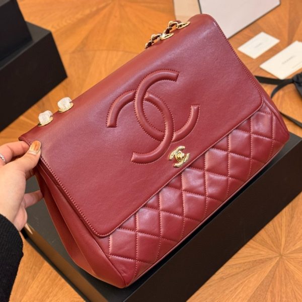 CC vintage jumbo red bag size : 34.23cm