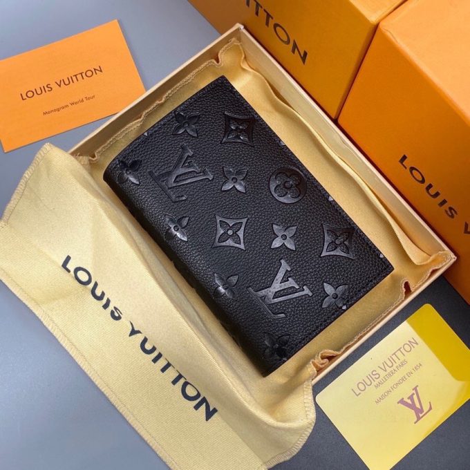 Louis new arrival wallets size : 13.5*9.5*3.5 cm - Image 2