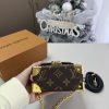 Louis new arrival phone bag size : 12*6*17 cm