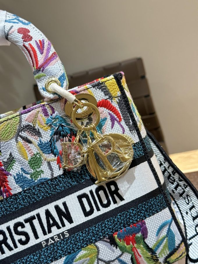 D lady bag size; 24 cm - Image 4