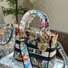 D lady bag size; 24 cm