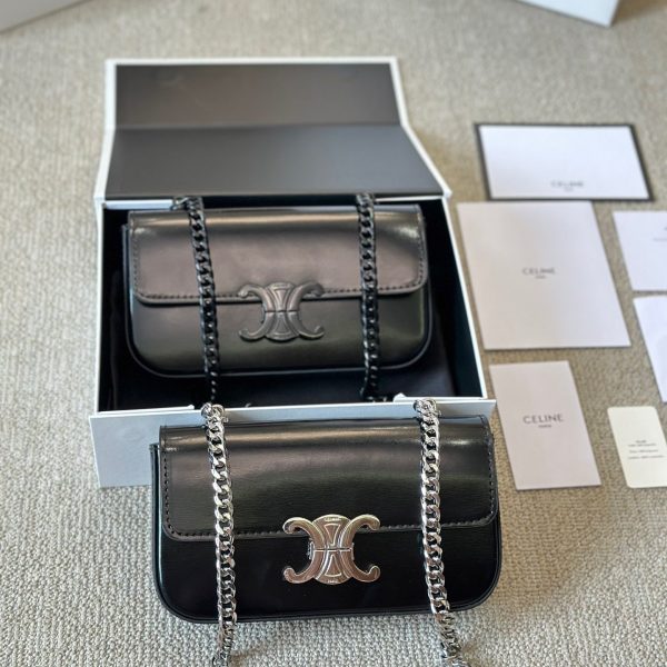 Ce TRIOMPHE bag size : 20.5?? 10.5?? 4 cm