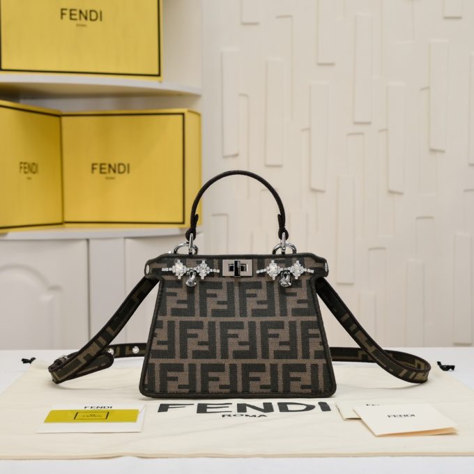 Fen Peekaboo ISeeU Petite diamond tote bag - Image 3