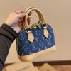 Louis Alma bb denim bag size :  20*14cm