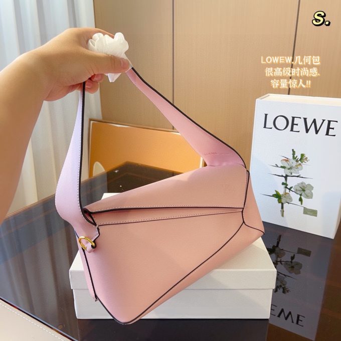 Loe puzzle hobo bag size : 29*10*14cm - Image 2