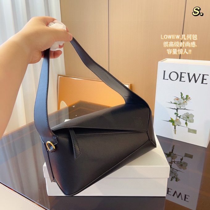 Loe puzzle hobo bag size : 29*10*14cm - Image 5