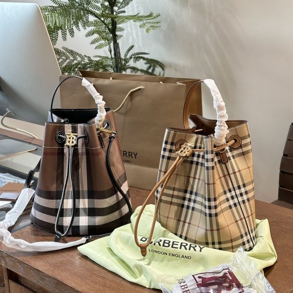 BB new arrival bucket bag size : 25??30 cm