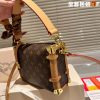 Louis new arriva Side trunk bag size : 23*16 cm
