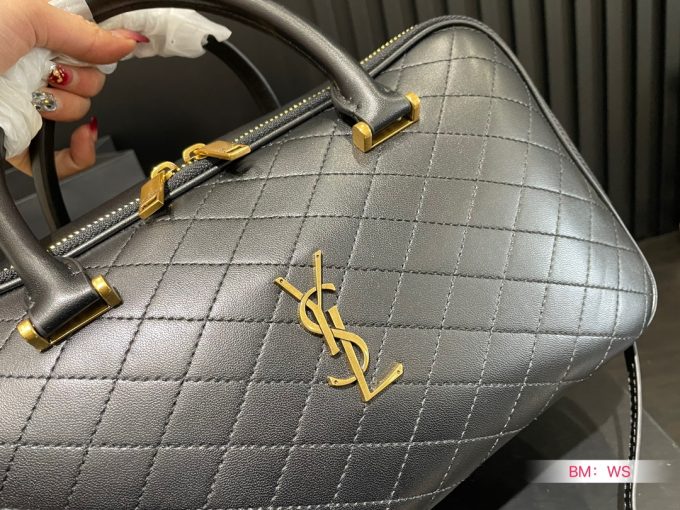 Y new arrival travel bag size: 30*17 cm - Image 7
