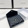 Y new arrival women wallet size: 10x9 cm