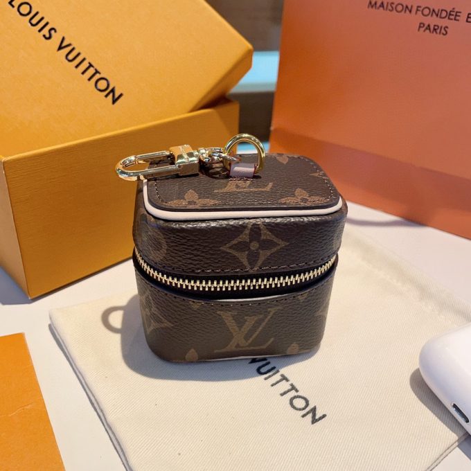 Louis Vanity Monogram new arrival wallet coin bag earphone bag - Image 6