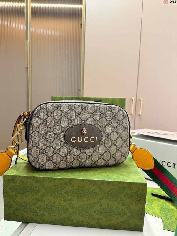 GG Marmont camera bag size: 22*8*15 cm