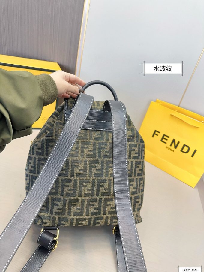 Fen new arrival backpack size: 31*35 cm - Image 8