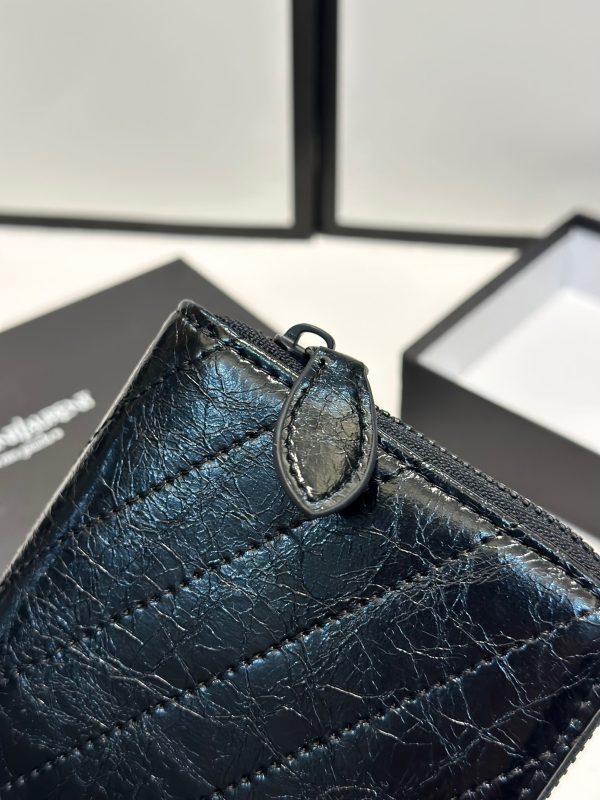 Y New arrival zippy wallet size: 19x10cm
