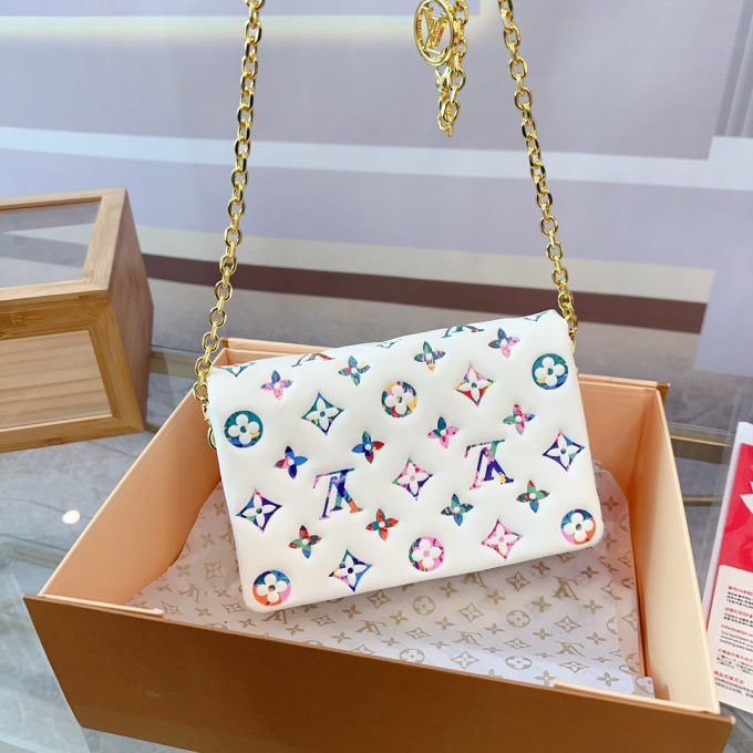 Louis new arrival cousin bag size: 20*14cm - Image 12
