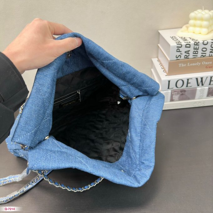 CC new arrival denim 22bag - Image 4