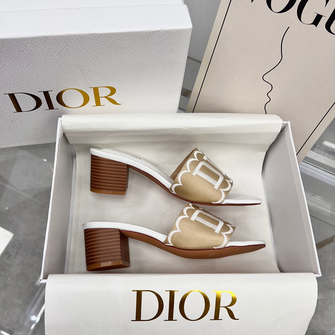 Straw Embroidery Heeled Sandals - Image 8