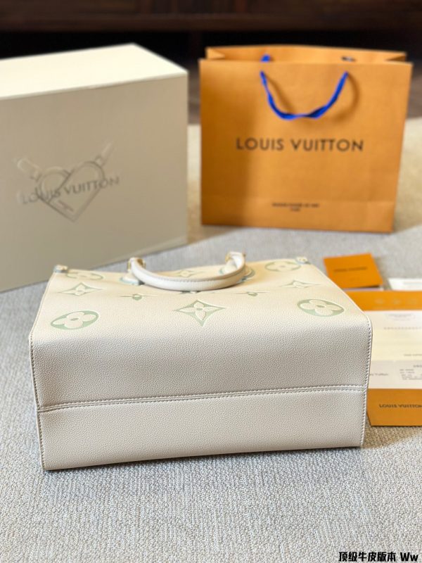 Louis Onthego new arrival tote bag