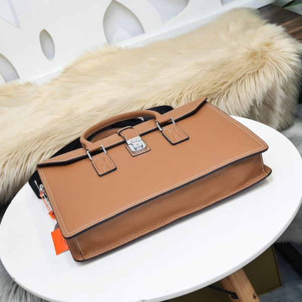 Her new arrival men and women bag size: 39.30.7cm
