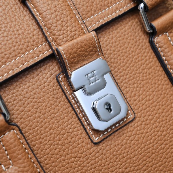 Her new arrival men and women bag size: 39.30.7cm