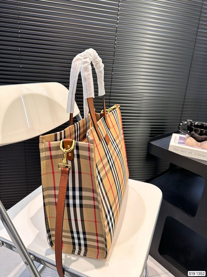 BB new arrival tote bag size: 35 * 27 cm - Image 6