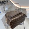 Louis new arrival backpack bag size: 33*41cm