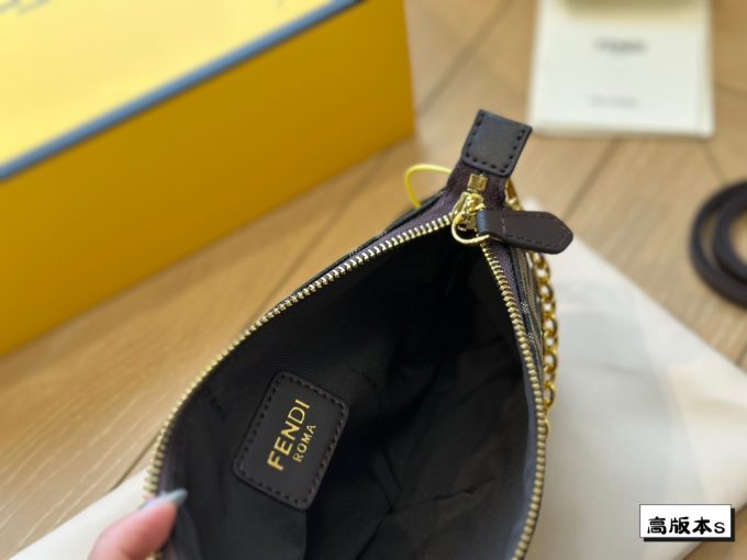 Fen new arrival bag size: 23*14 cm - Image 6