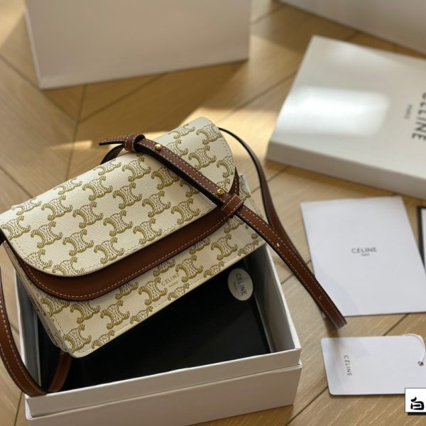 Ce new arrival bag  size: 20 cm