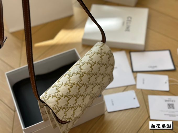 Ce new arrival bag  size: 20 cm - Image 4