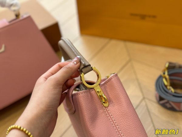 Louis Capucines new arrival bag