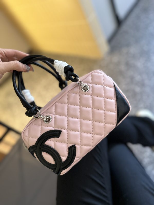 Cc new arrival camera bag size: 22 cm