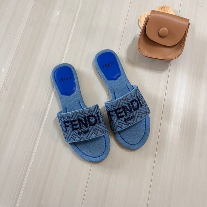 Canvas F Printed Flat Slippers - Image 5
