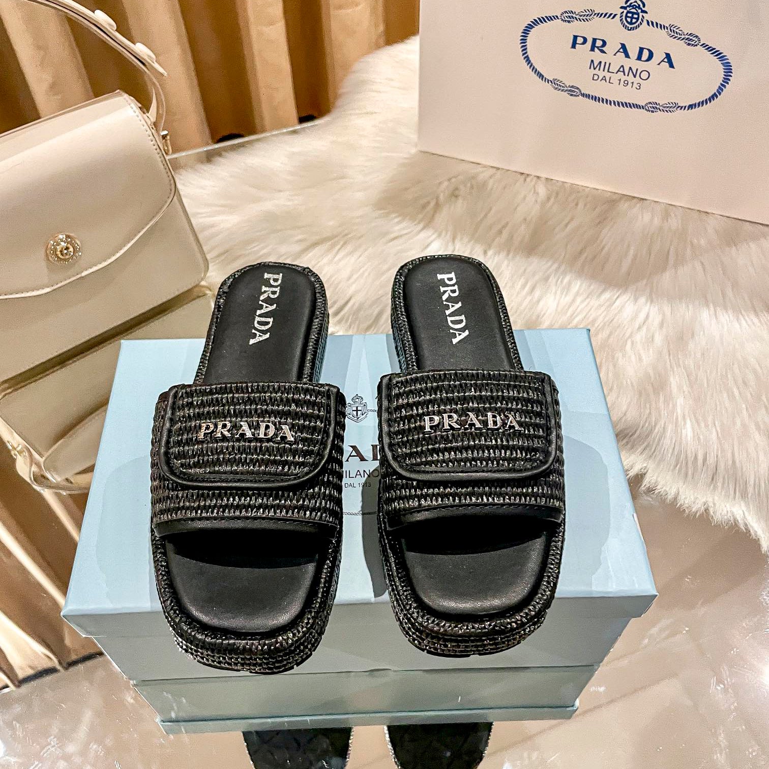 Woven Thick-Soled Slippers - Image 5