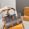 Louis new arrival Onthego tote bag size: 30 * 19 cm