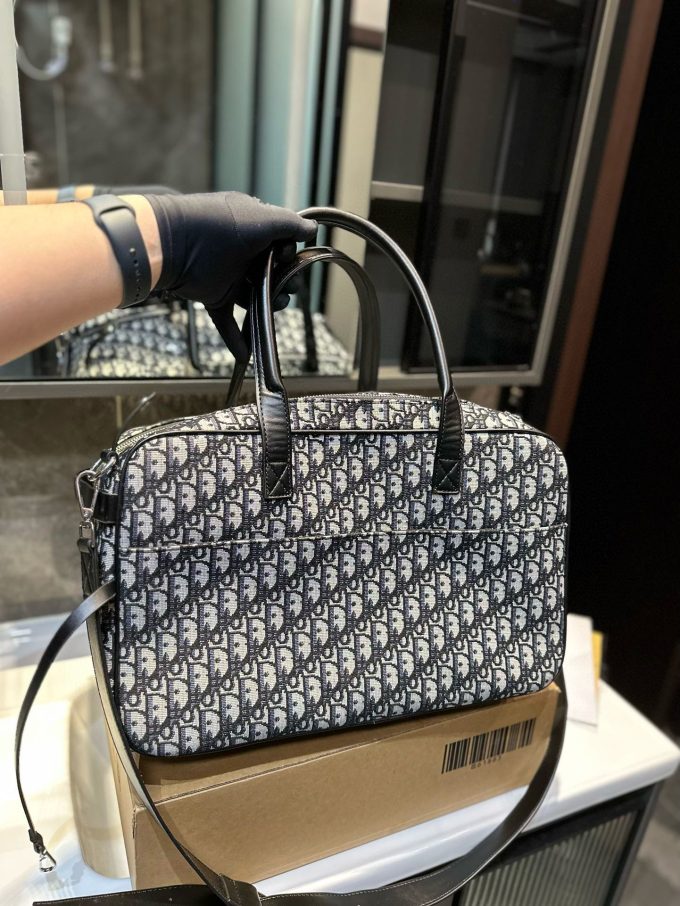 D new arrival pet bag size: 39*20*32 cm - Image 6