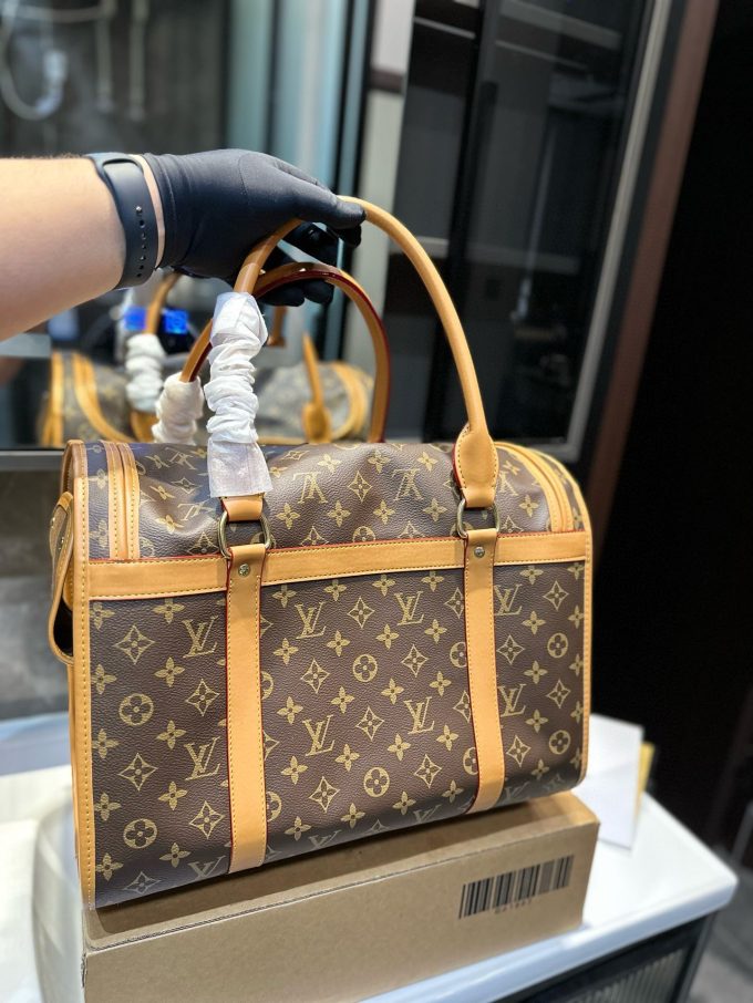 Louis new arrival pet bags size: 39*20*32 cm - Image 13