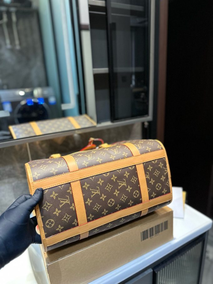 Louis new arrival pet bags size: 39*20*32 cm - Image 11